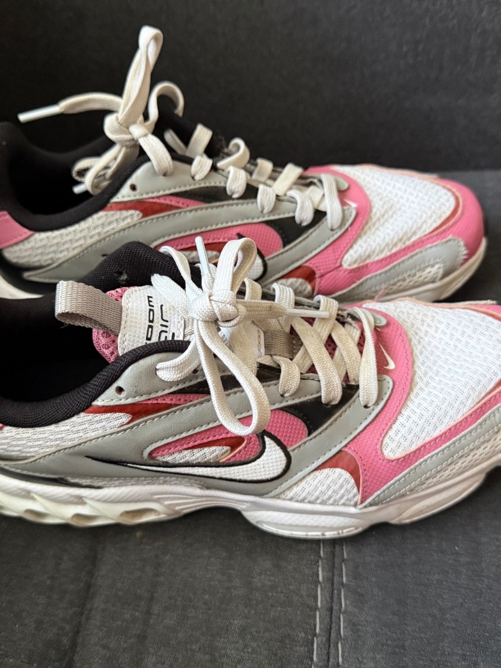 Women’s Nike Zoom Vomero 5